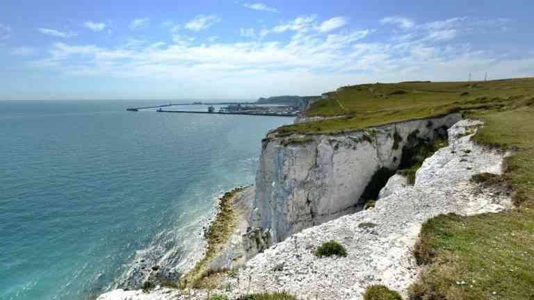 في دوفر البريطانية و أفضل 11 مكان سياحى - Tourism in British Dover: The 11 best places to visit in British Dover.