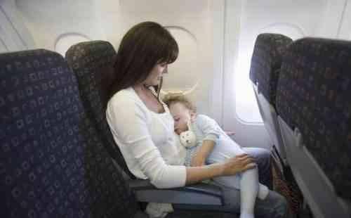 السفر مع الاطفال فى الطائرة - Travel advice with children on the plane
