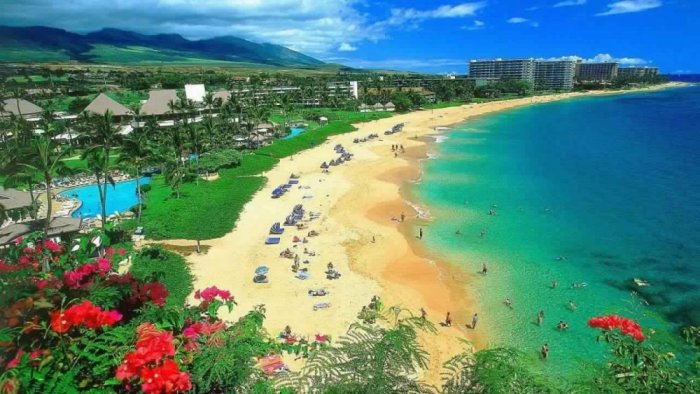 The Hawaiian Islands are one of the most popular beach destinations, if not the best ever
