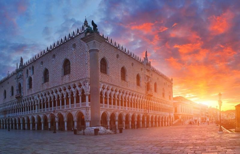 1581190689 709 The Doges Palace is the most beautiful building in Europe - The Doge's Palace is the most beautiful building in Europe