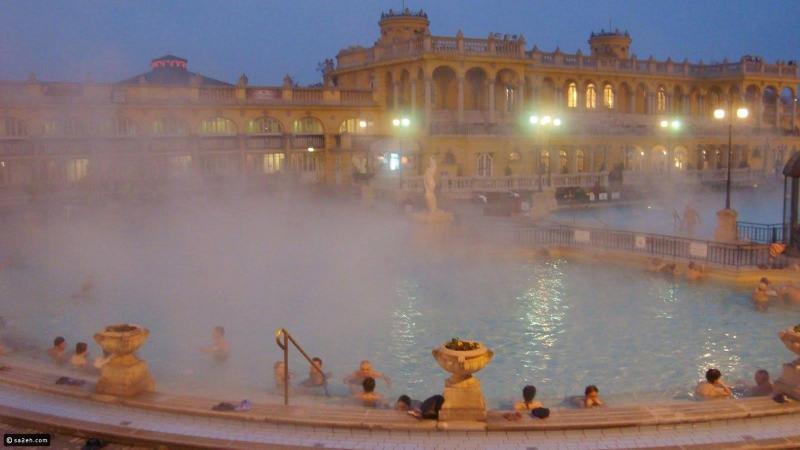 Therapeutic baths in Budapest get to know them