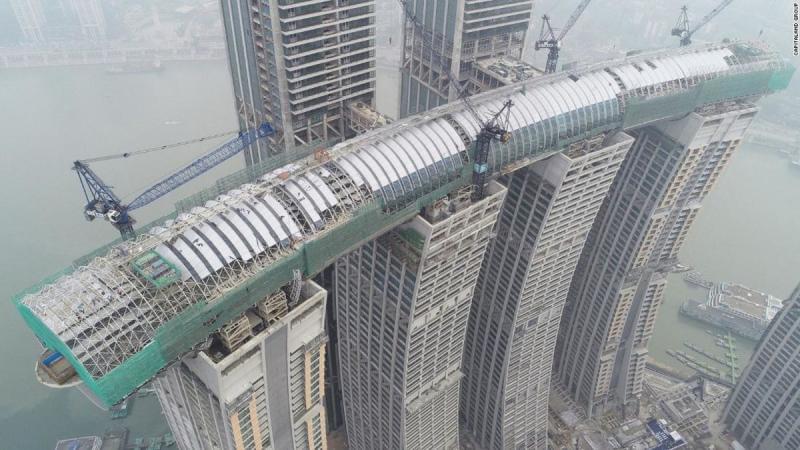 1581191049 999 Do not miss seeing the horizontal skyscraper in China - Do not miss seeing the horizontal skyscraper in China
