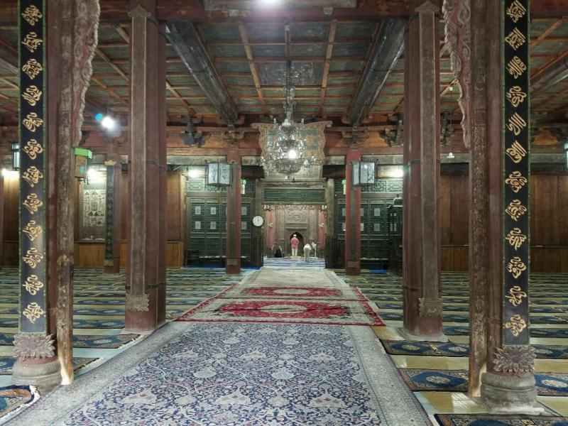 1581191159 362 Chinas largest mosque captivates tourists of all religious denominations - China's largest mosque captivates tourists of all religious denominations