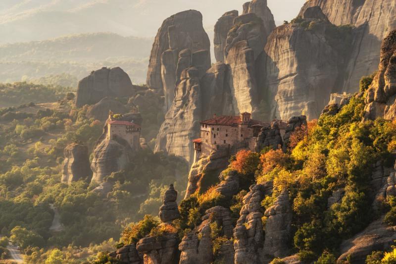 1581191609 528 Beautiful Meteora welcomes thousands of tourists in Greece - Beautiful Meteora welcomes thousands of tourists in Greece