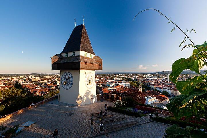 1581193099 337 Find out about the tourist sholsberg hill in Graz - Find out about the tourist sholsberg hill in Graz
