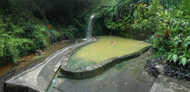 1581196549 229 Experience relaxing hot springs in Indonesia - Experience relaxing hot springs in Indonesia