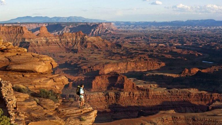1581197669 647 You should visit Canyon Lands National Park in America - You should visit Canyon Lands National Park in America