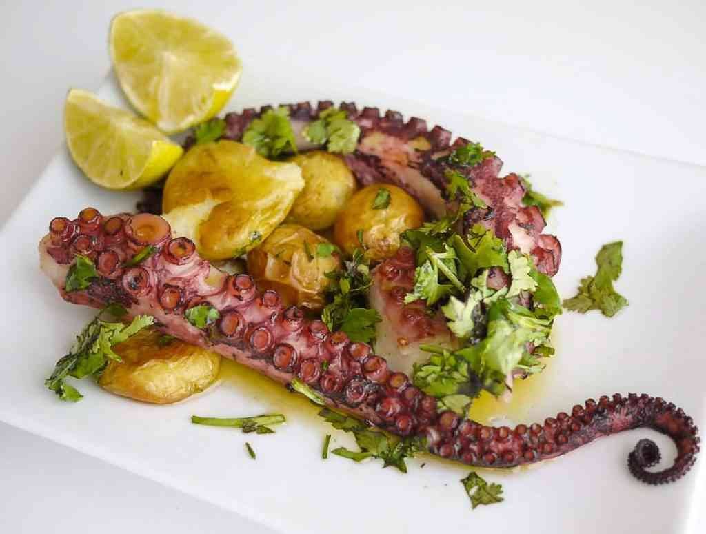 1581203279 331 The most famous Portuguese cuisine to taste - The most famous Portuguese cuisine to taste