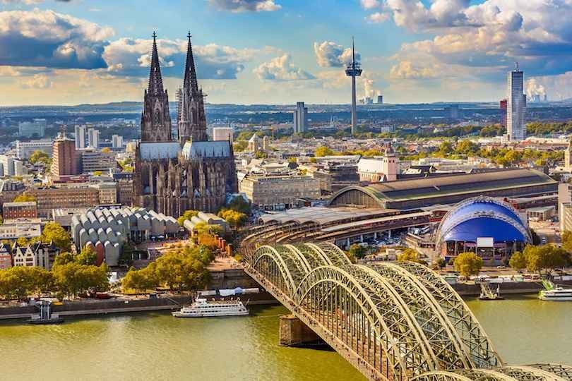 1581203609 472 Sightseeing in Frankfurt is a city of beauty culture and - Sightseeing in Frankfurt is a city of beauty, culture and day trips