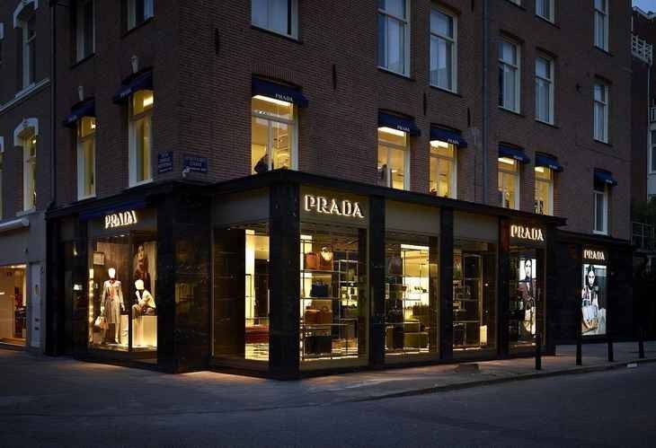 1581204559 867 Brands stores in Amsterdam where luxury shopping and unique products - Brands stores in Amsterdam where luxury shopping and unique products