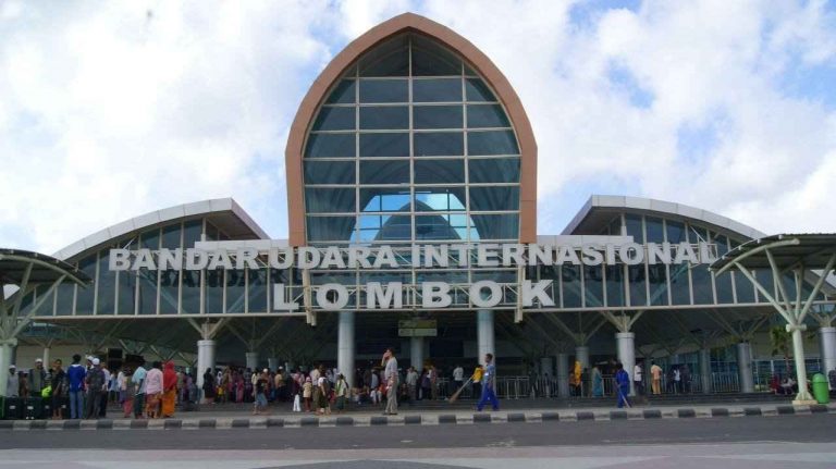 1581205069 250 Indonesias airports ... one of the countries with the largest - Indonesia's airports ... one of the countries with the largest number of airports in Asia