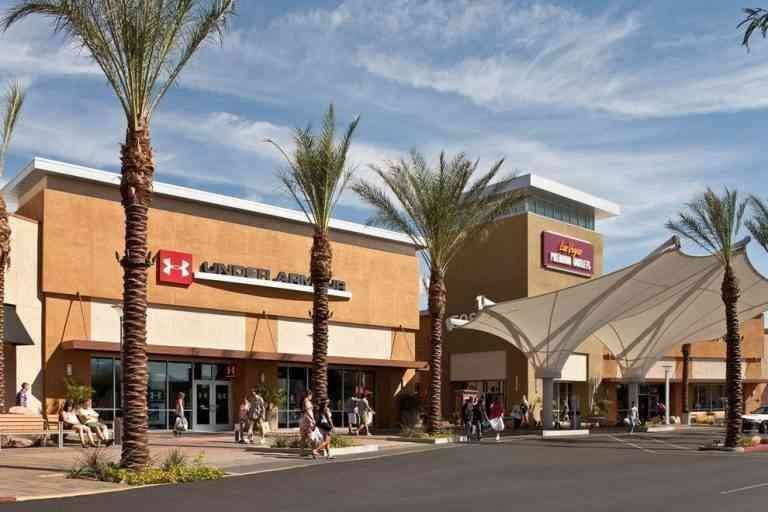 1581205430 200 Your guide to the best outlet stores in Las Vegas - Your guide to the best outlet stores in Las Vegas