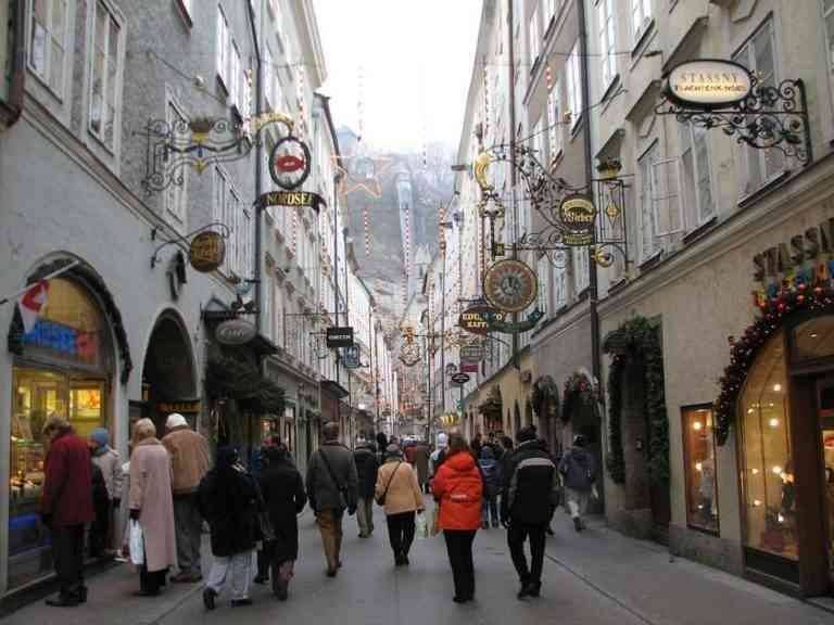 Shopping in Austria. Travel to Austria