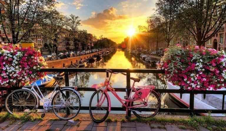 Transportation in the Netherlands - the cost of tourism in the Netherlands