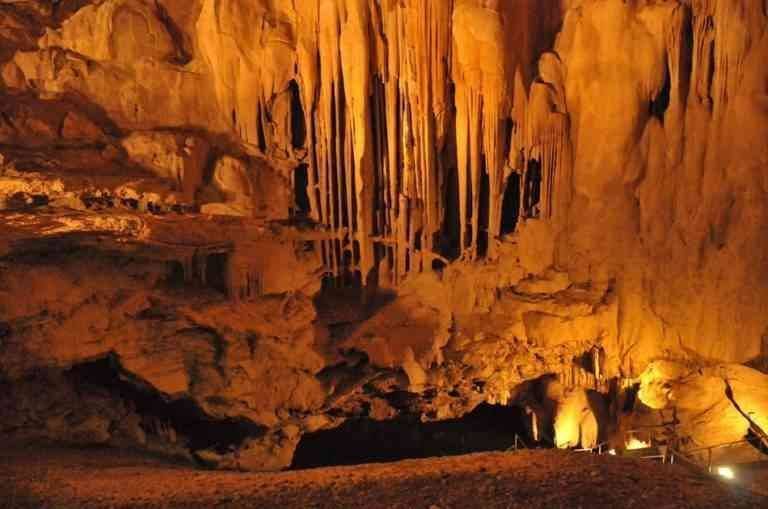 Taq Cave - Tourism in Salalah 