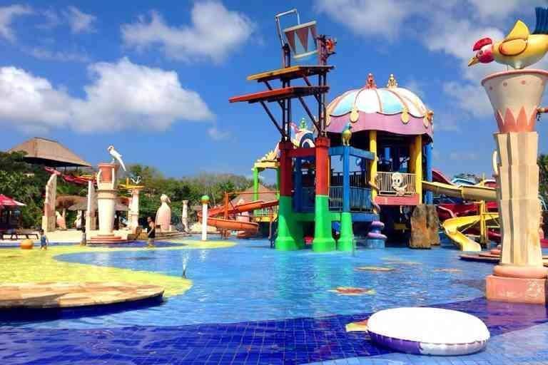 - Theme parks in Phuket ...