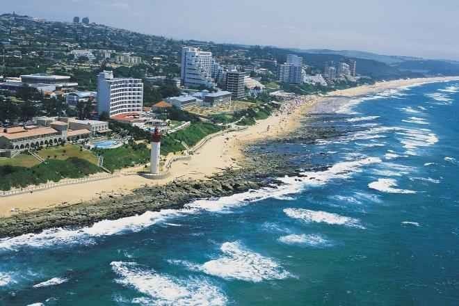 - Durban beaches ... the most important places of tourism in South Africa ...