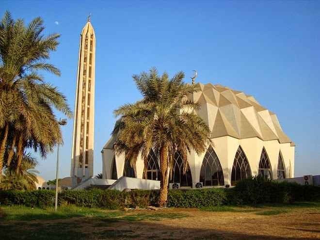 Tourist places in Khartoum .. "Al-Neelain Mosque" ..