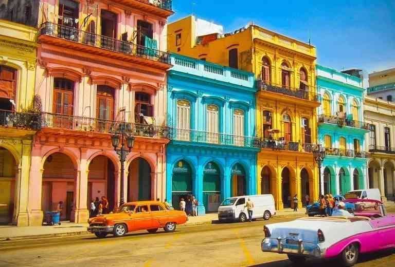 - Havana .. and the pleasure of shopping ..