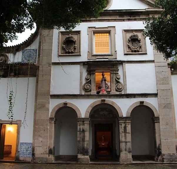 "Museum of Sacred Art" .. the most important places of tourism in El Salvador ..