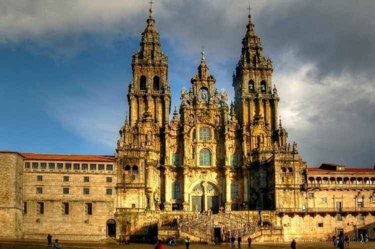 - Cathedral "Santiago de Compostela" .. the most important places of tourism in Chile ..