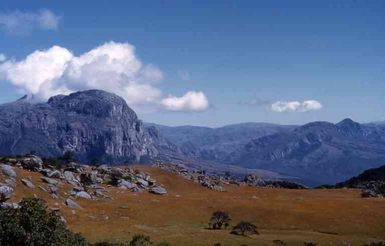 - Go to the park "Chimanimani Mountains" .. when traveling to Zimbabwe ..