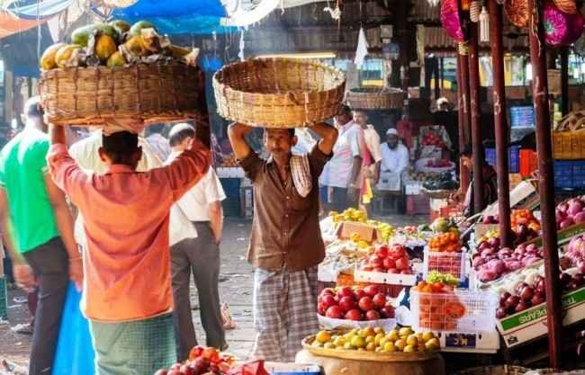 - Laugarden Market .. One of the most important tourist attractions in Ahmedabad, India ... 