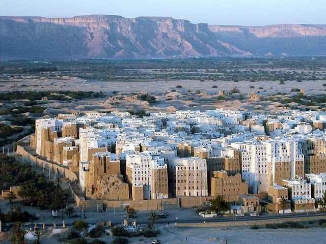 "Skyscrapers" .. the best tourist places in Shibam ..