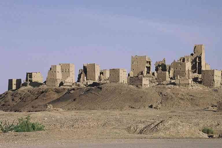 "Castles and Palaces" .. the most important places of tourism in Shibam ..