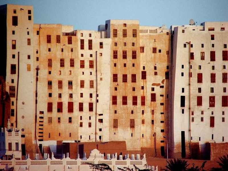 Tourism in the city of Shibam … the most beautiful tourist cities in Yemen