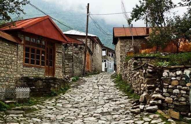 Tourist places in Sheki Azerbaijan .. "Sheki Streets" ..