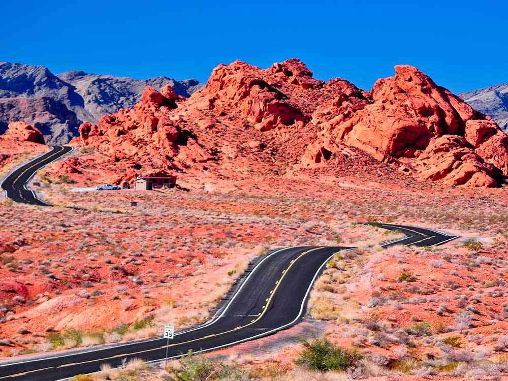 Holiday-USA_United States-Valley-of-Fire-USA_56597311 Travel_1000x750