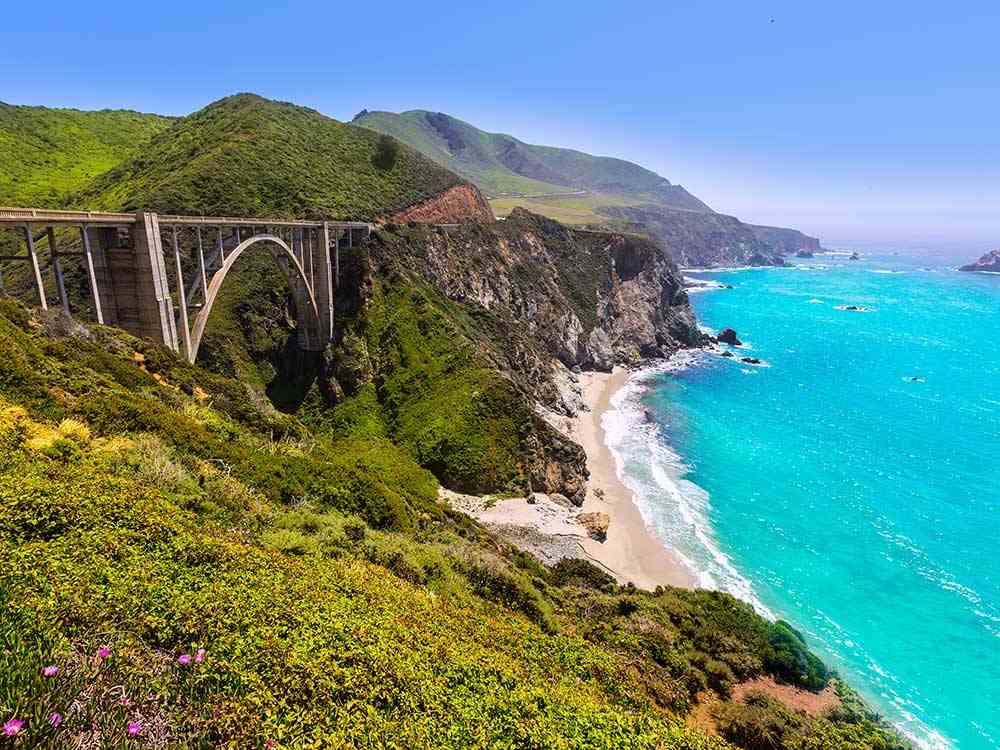 Holiday-MI_United States of America -State-State-1-Big-Sur-California_178170842_Travel_1000x750