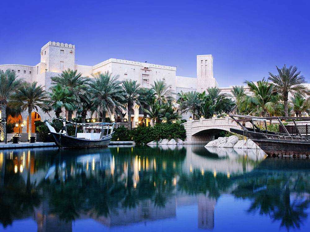 Holiday-May-Emirates-United Arab Emirates-Dubai-Hotel-Grosvenor-House-Tourism_1000x750