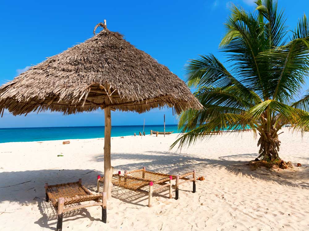Holiday-me-Zanzibar - best-beaches-in-tropical-Zanzibar_178273844_1000 x 750