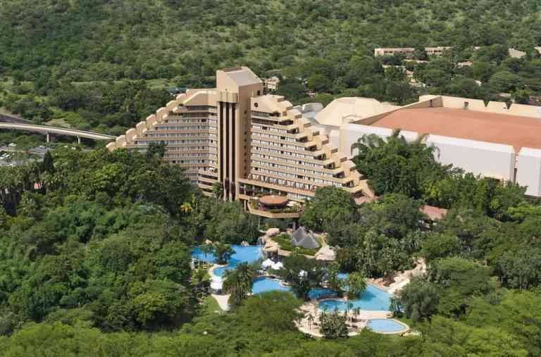 Here..The most important tourist attractions in Sun City, South Africa ..