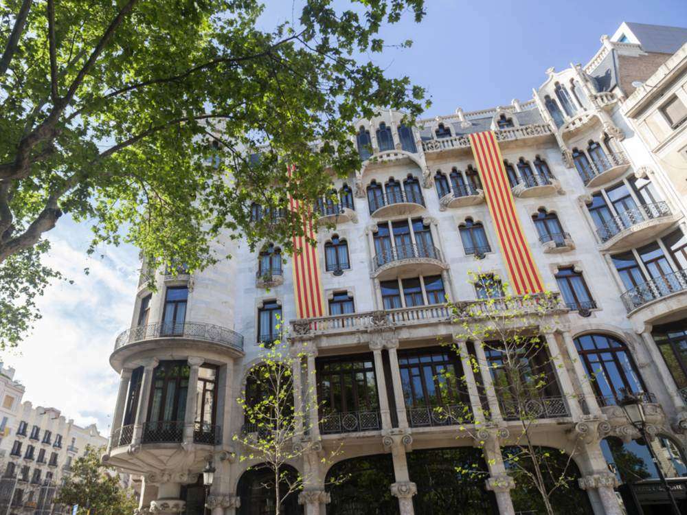 Holiday-me_Spain_Hotel-Casa-Footer-Barcelona-634605536_1000 x 750