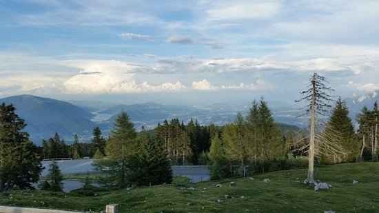 Day 3 "The Alps - Lake Carinthian" ...