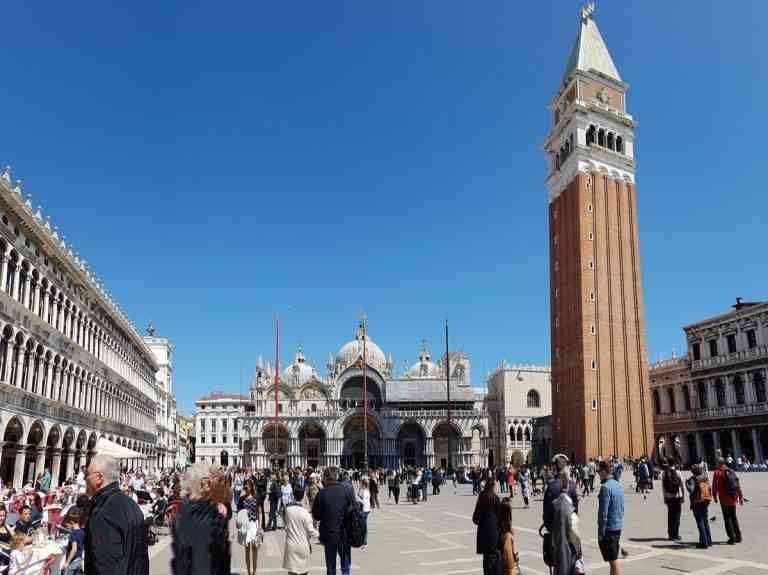 1581238195 469 برنامج سياحي في فينيسيا .. لمدة 7 أيام إستمتع بقضاء - Tourist program in Venice .. For 7 days, enjoy a special trip in Venice.
