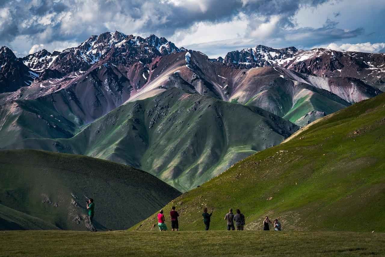Tourist program in Kyrgyzstan .. For 7 days, enjoy a beautiful trip in Kyrgyzstan ..