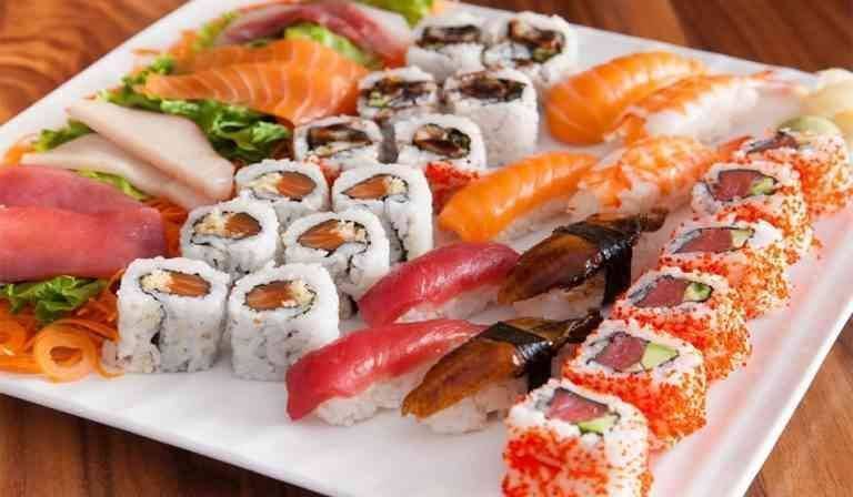 SUSHI sushi - Japan's famous food