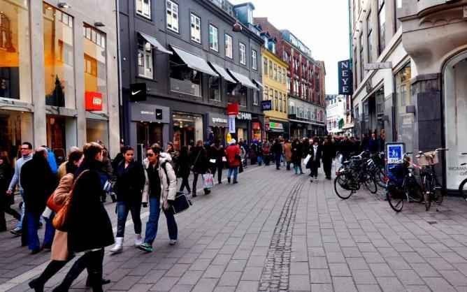 Learn about the most famous shopping streets in Denmark