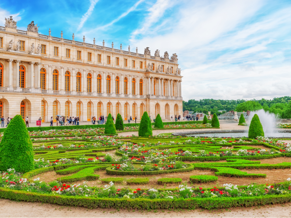 Versailles Palace in France - Versailles Palace Gardens