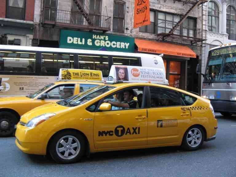 Taxi - Transportation in Chicago
