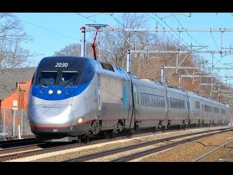 Trains - Transportation in Chicago