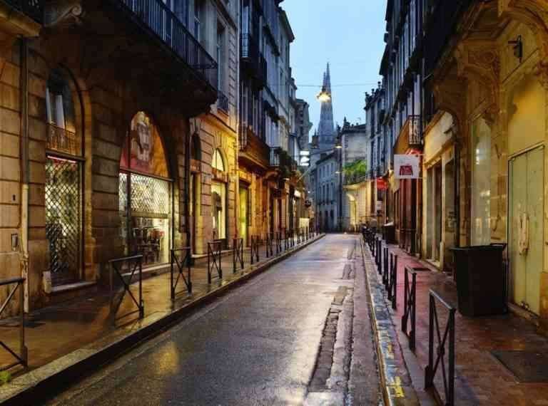 Bordeaux city tour