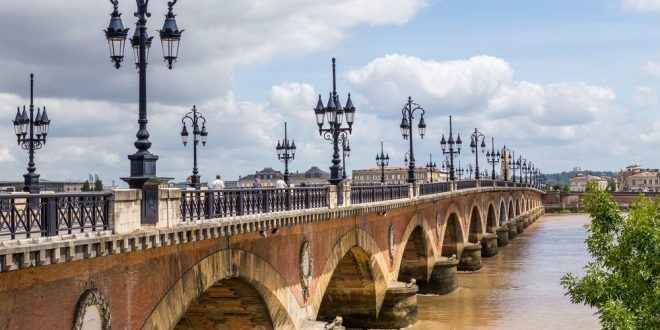 Find out the best times to visit French Bordeaux