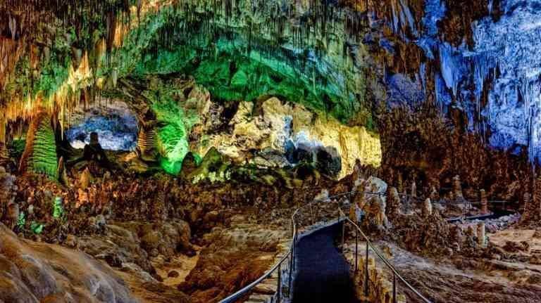   Tourist activities in "Nerja" caves ..