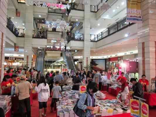  Shopping in Bandung - Tourist activities in Bandung