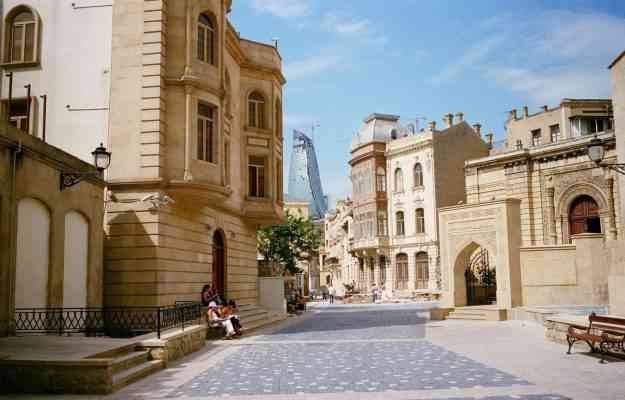 Old city of Baku or the castle - Tourist activities in Baku Baku